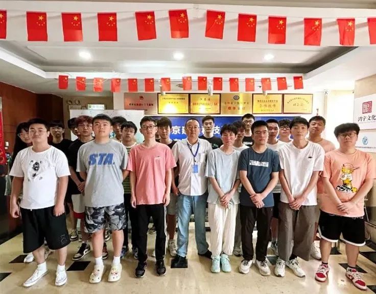 近期結班留影 | 百尺竿頭，更進一步，加